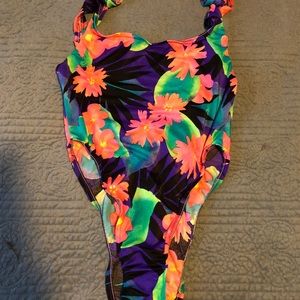 Vintage 80’s high cut one piece bathing suit